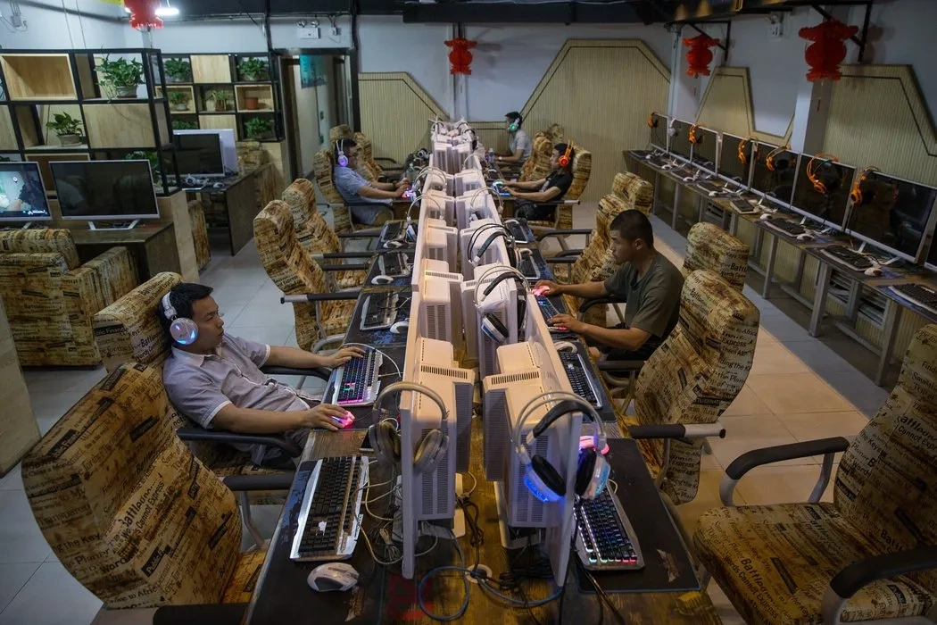 每日黑料新闻现场：记者跟踪报道